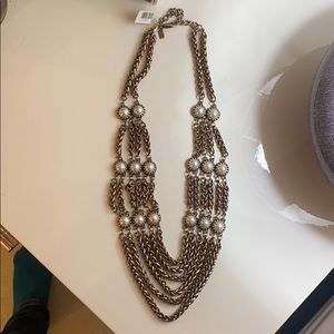 Never used gold and pearl chunky necklace